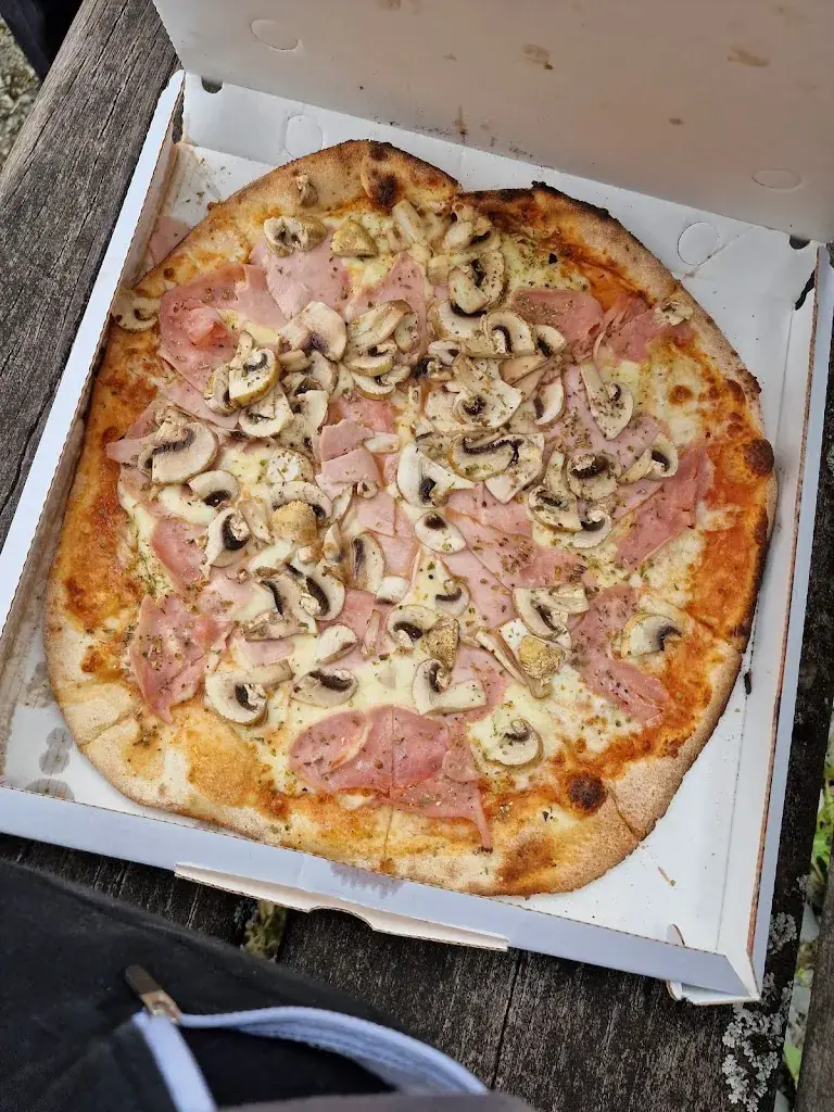 Menu_Pizzeria Super Mario_Roche-en-Ardenne_image_9