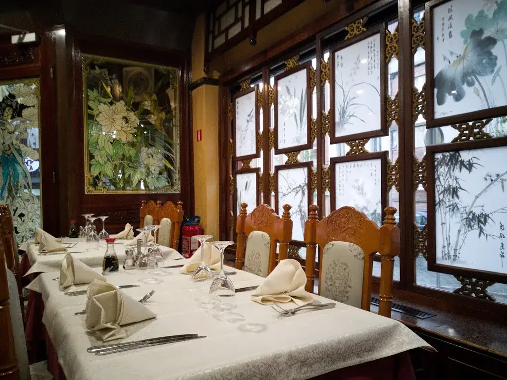 New International_Lessines_slider_image_3