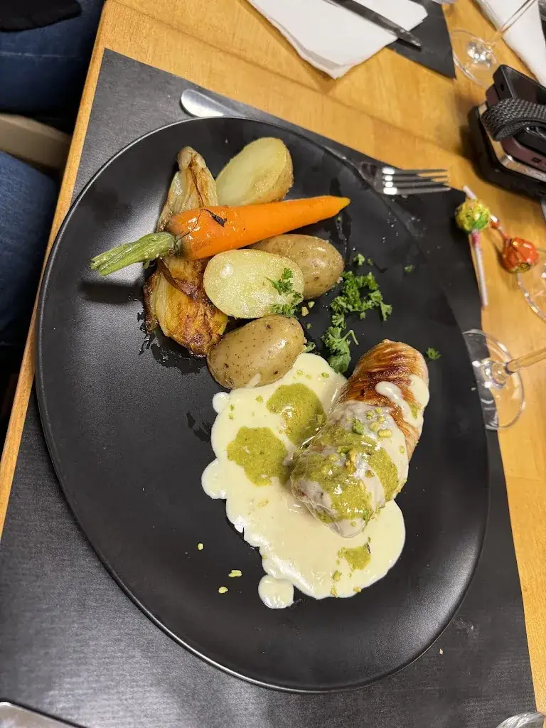 Le 1981_Lessines_slider_image_3