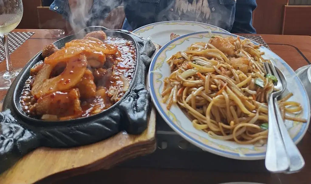 La Cite de Pékin_Lessines_slider_image_2