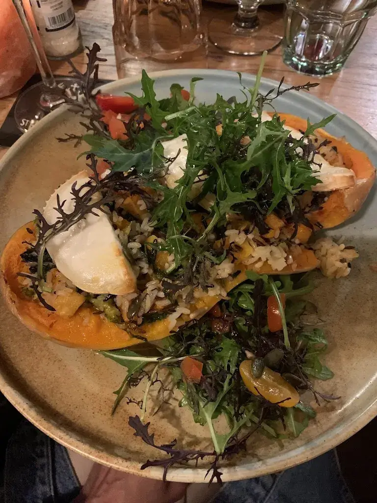 Zhanna Dyachenko_La Galoute_Ottignies-Louvain-la-Neuve_Bewertung