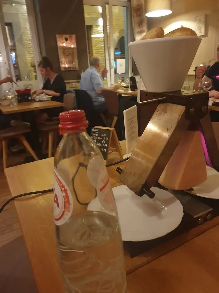 Aziz_La Roussette de Savoie_Liège_review