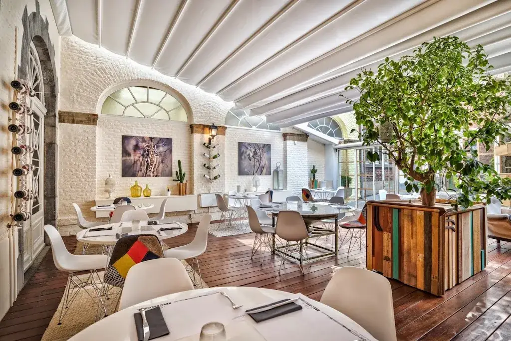 moment. Restaurant in Liège