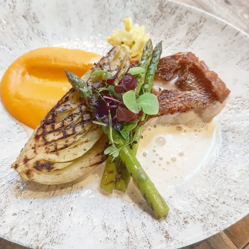 Le Patton_Manhay_slider_image_3