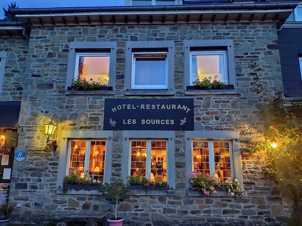 Andreas Psyllas_Hotel - Restaurant Les Sources_Manhay_reseña