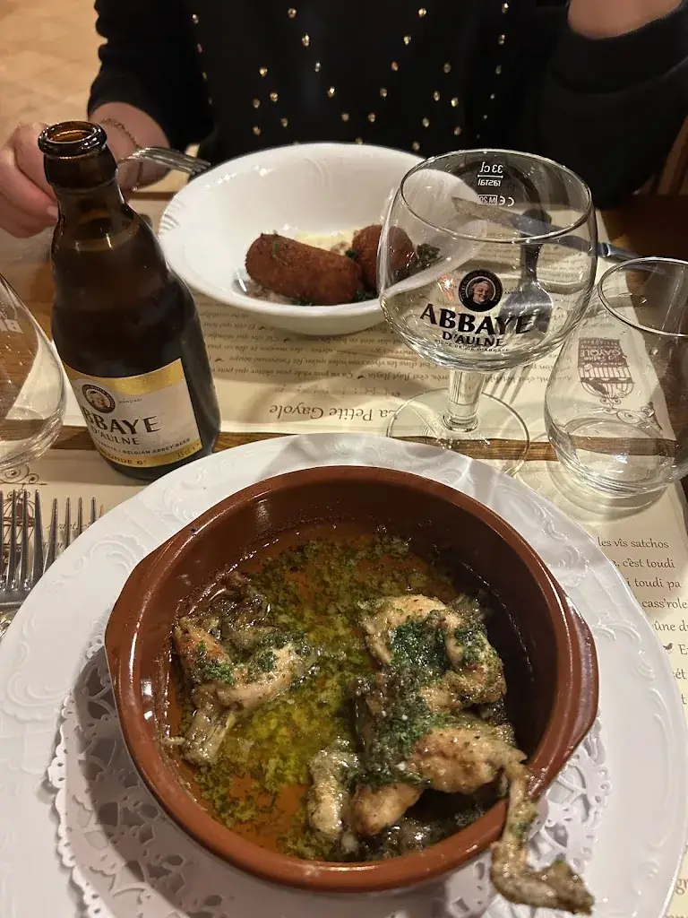 Michael Meunier_La Petite GAYOLE_Thuin_review