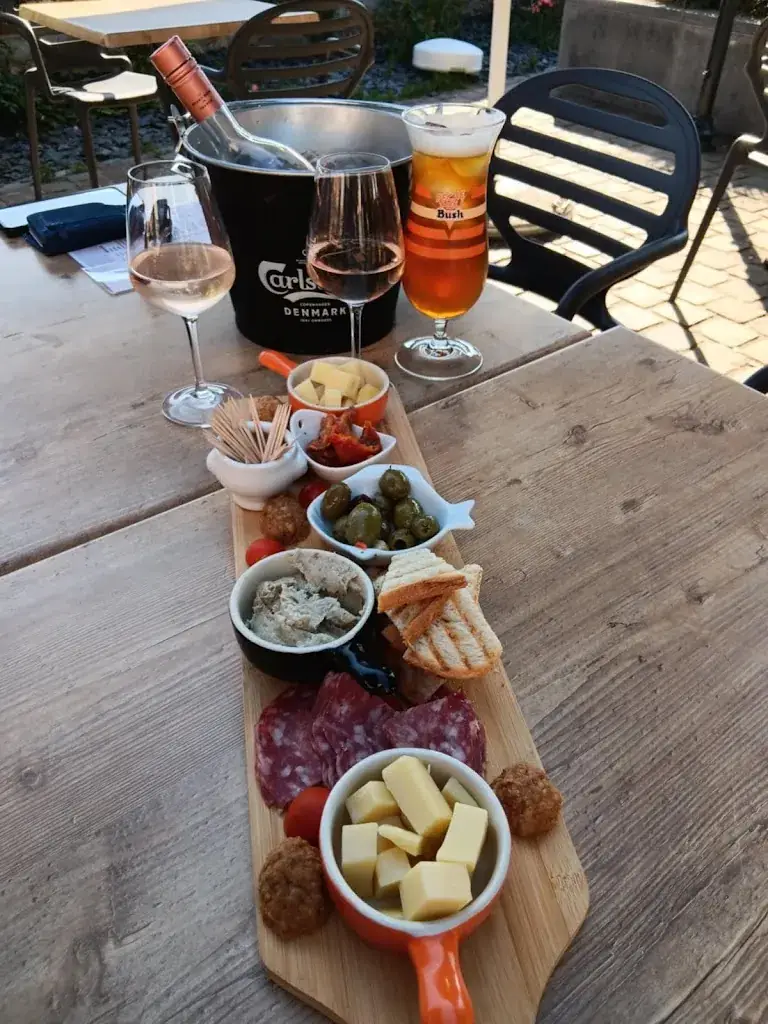 Jonathan Miot_Le Rapido_Thuin_review