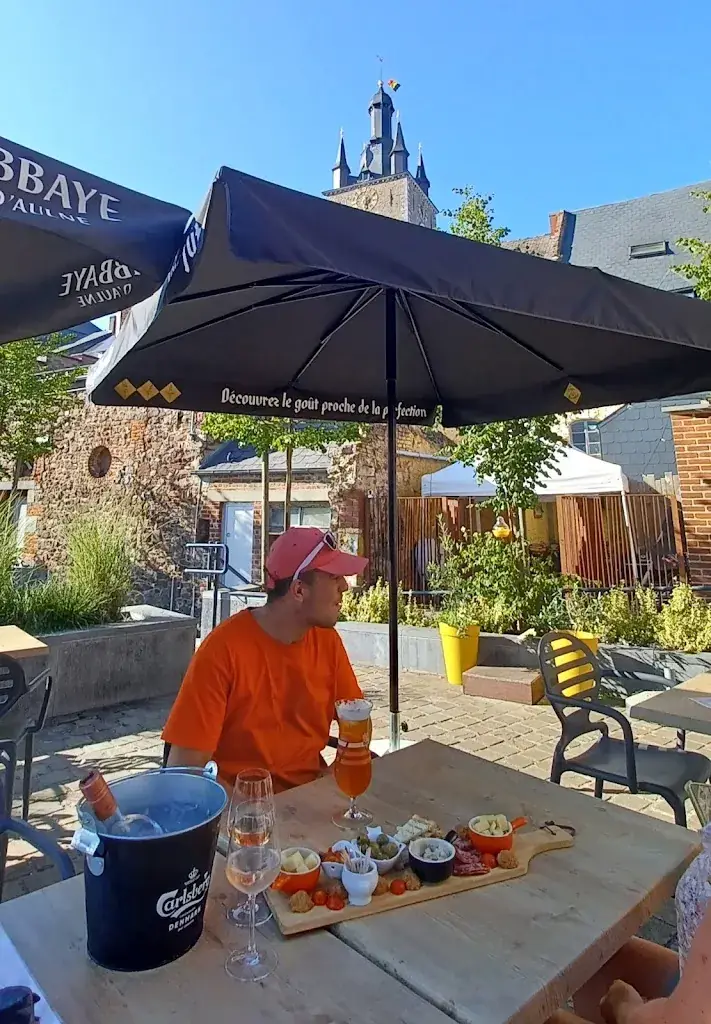 Le Rapido Restaurant in Thuin