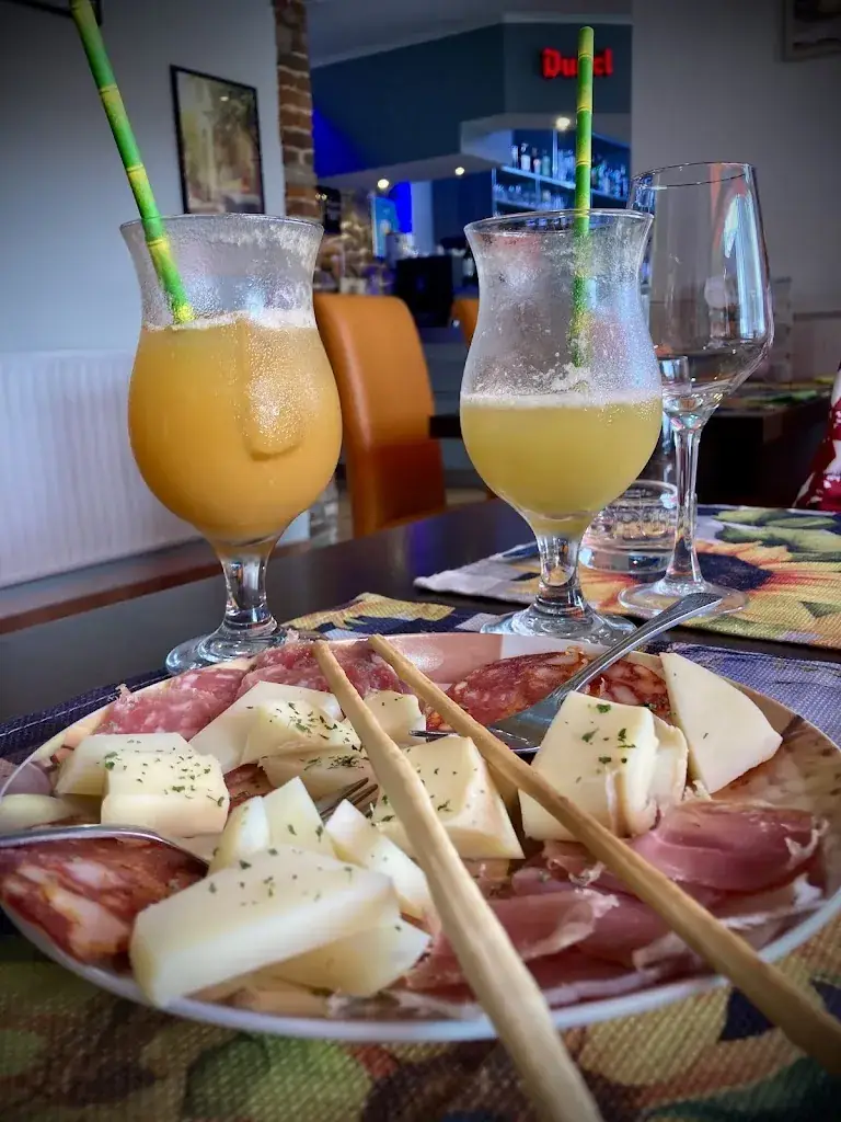 Lafourte Suzy_Les Caves de la Source_Thuin_review