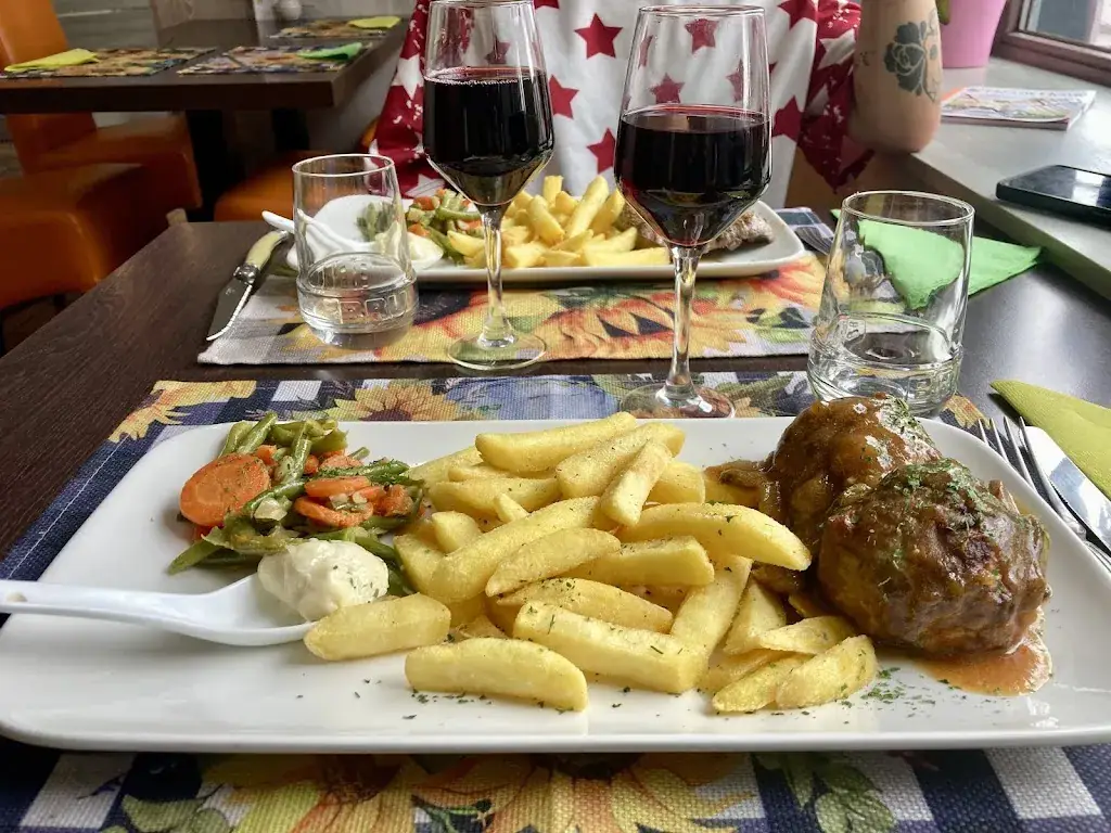 Les Caves de la Source_Thuin_slider_image_2