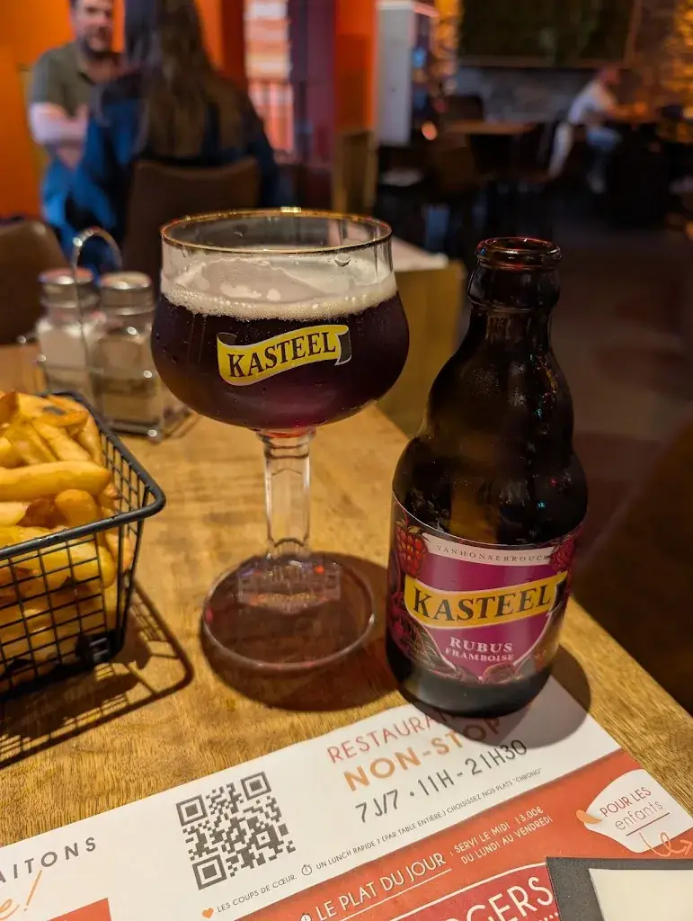 Mike Raven_MandaBar_Marche-en-Famenne_avis