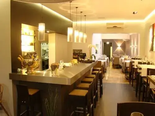 The Unavoidable restaurant à Marche-en-Famenne