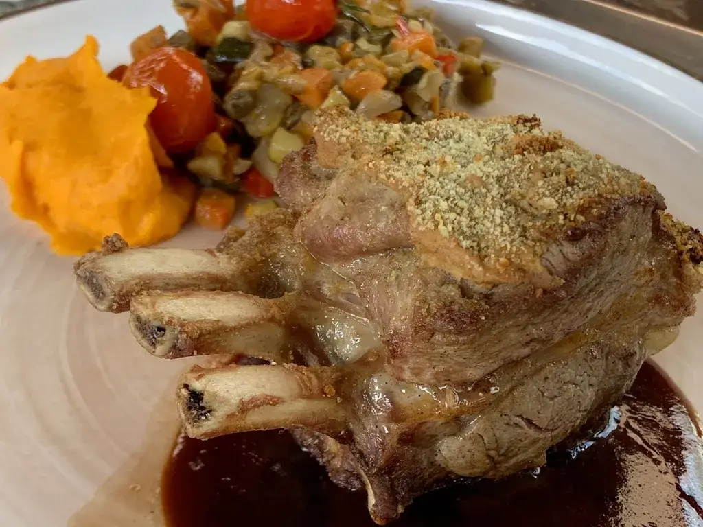 Robert Passman_Restaurant Quartier Latin_Marche-en-Famenne_reseña