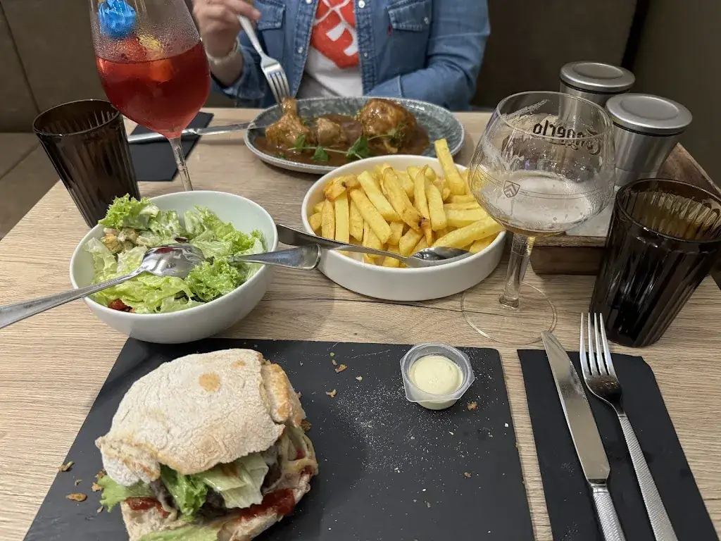 O Chalet_Virton_slider_image_3