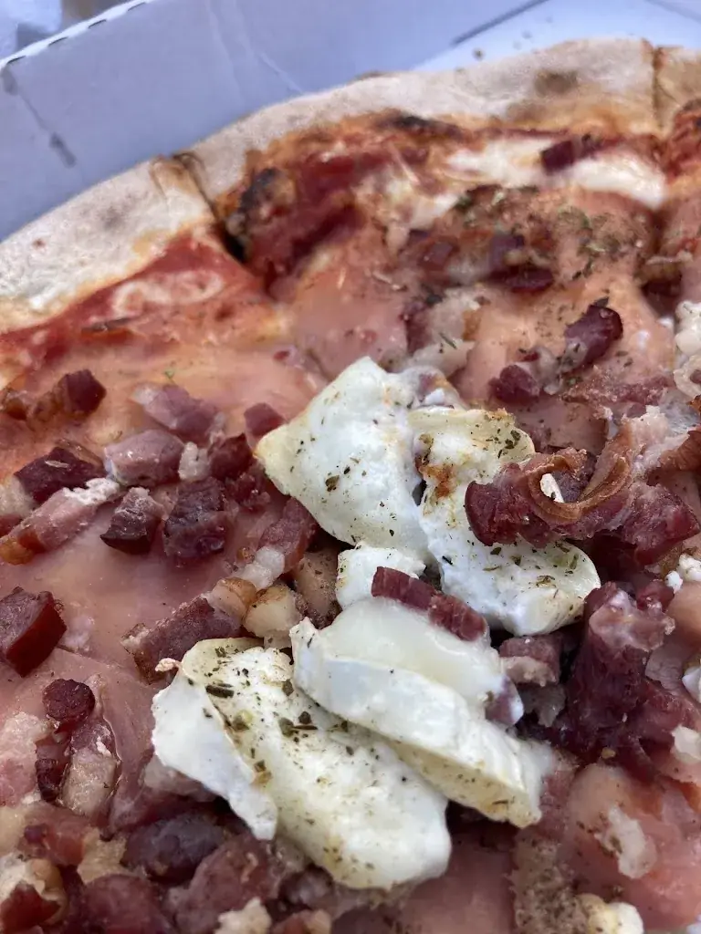 Pizzeria Chez Laurent_Modave_slider_image_2