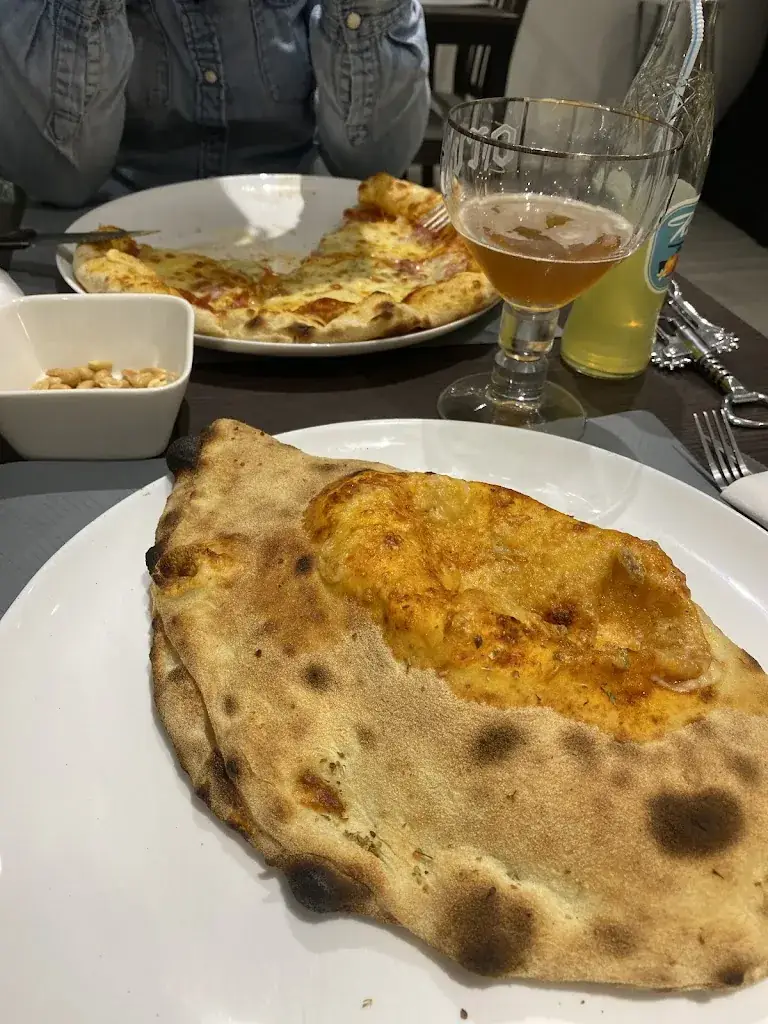SIMON Thomas_Nonna Pizza_Musson_review