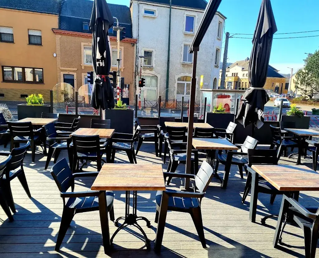 Café chez Mu Restaurant in Musson