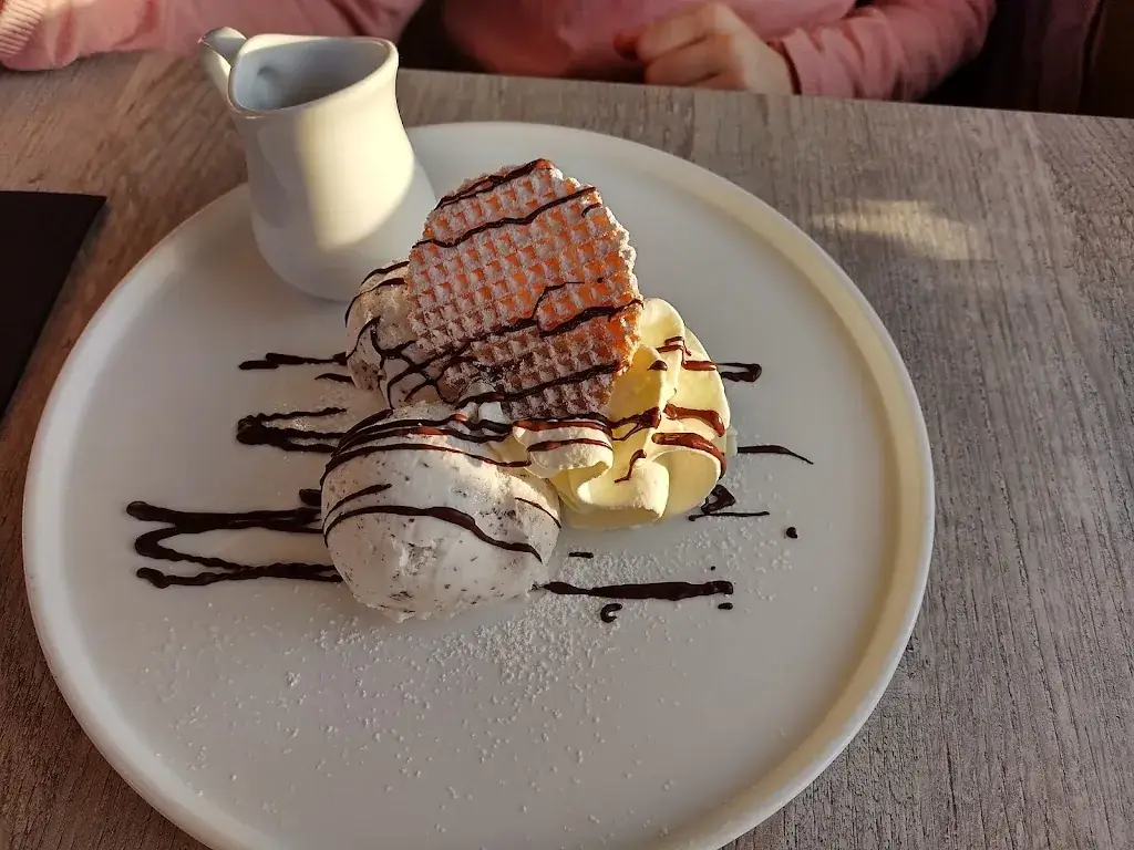 Menu_IJssalon Brasserie BAS_Boortmeerbeek_image_7