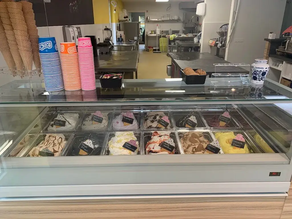 IJssalon Brasserie BAS restaurante en Boortmeerbeek