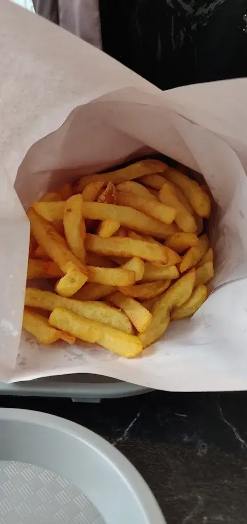 CR_Le Golden Snack de la Douane_Momignies_review