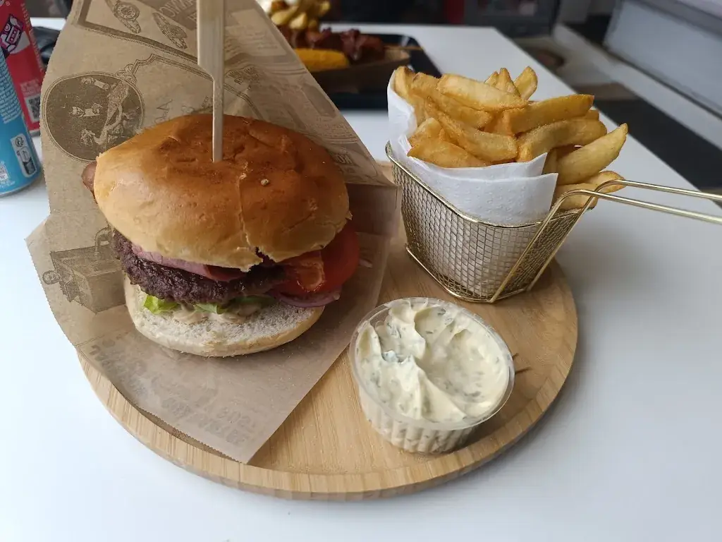 Menü_Oli Frite'S_Flémalle_Bild_2