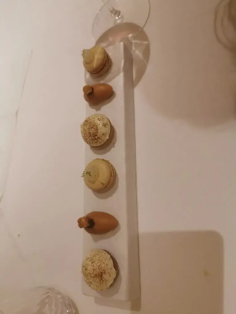 John Durant_Attablez Vous_Namur_review