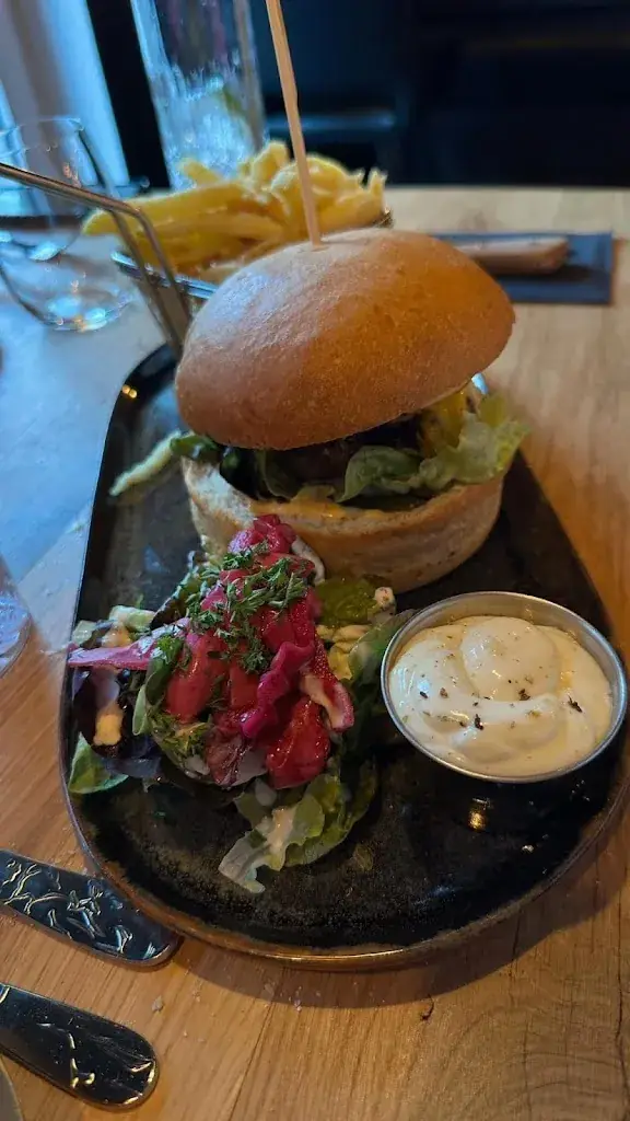 Sold Benoit_Bos Taurus_Namur_review