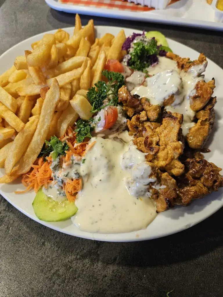 Onno Ellerkamp_Au Vitoulet - Friterie_Onhaye_review