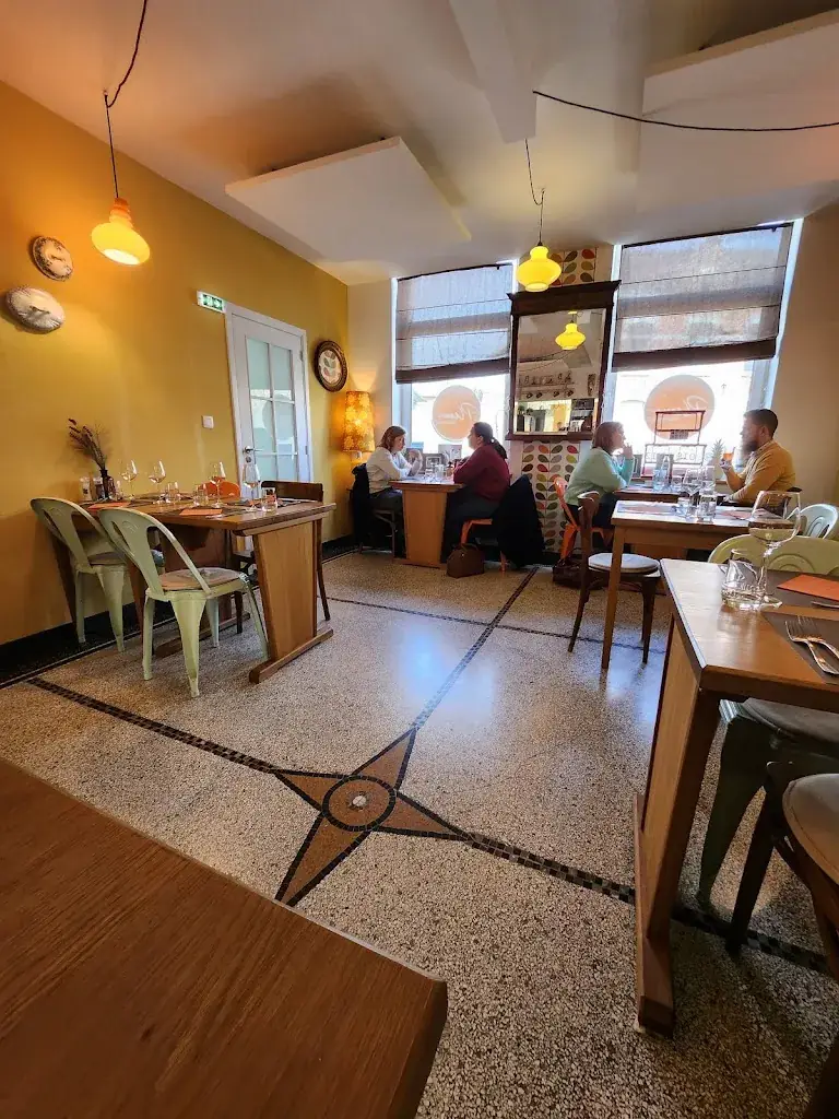 Chez Plum_Oreye_slider_image_3