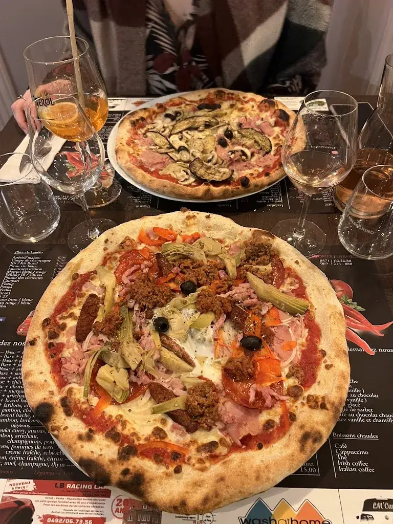 Paul-Louis Hurtrel_La Méditerranée del Bulto_Pecq_review