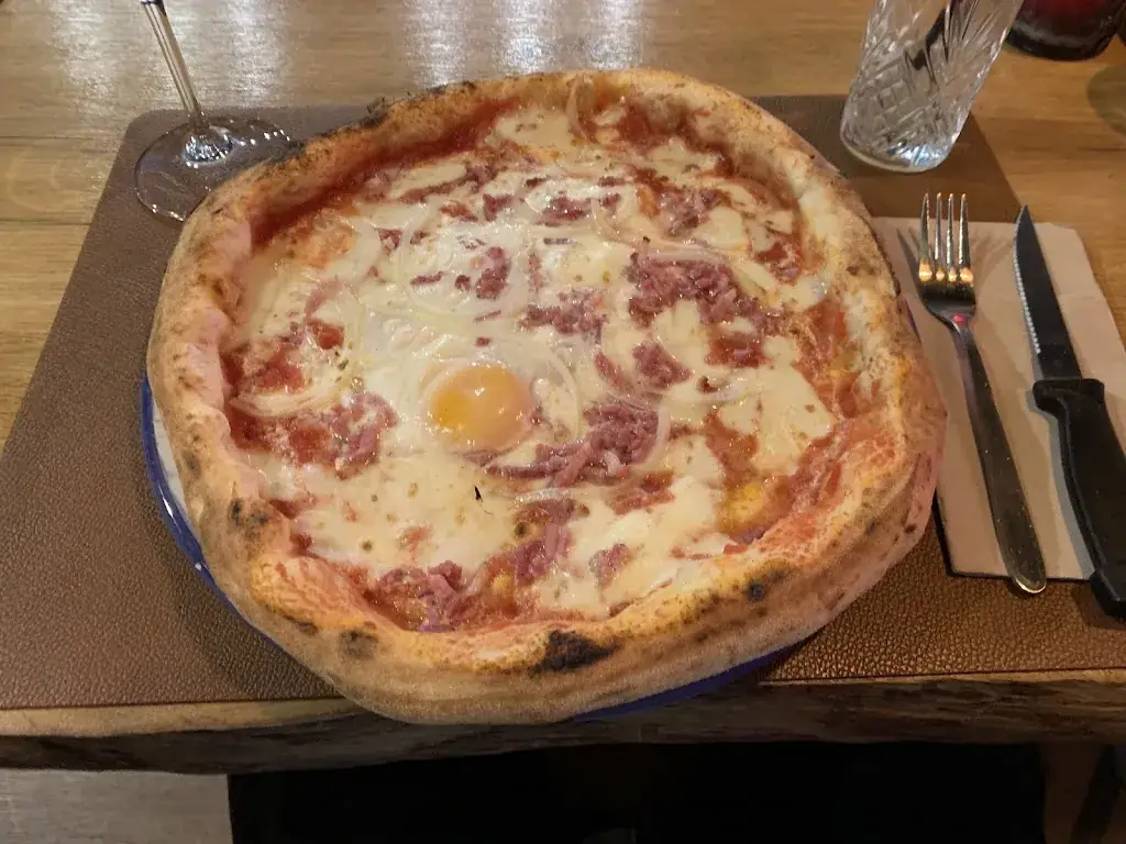 Joey Hendriks_La boîte à pizza_Pecq_Bewertung