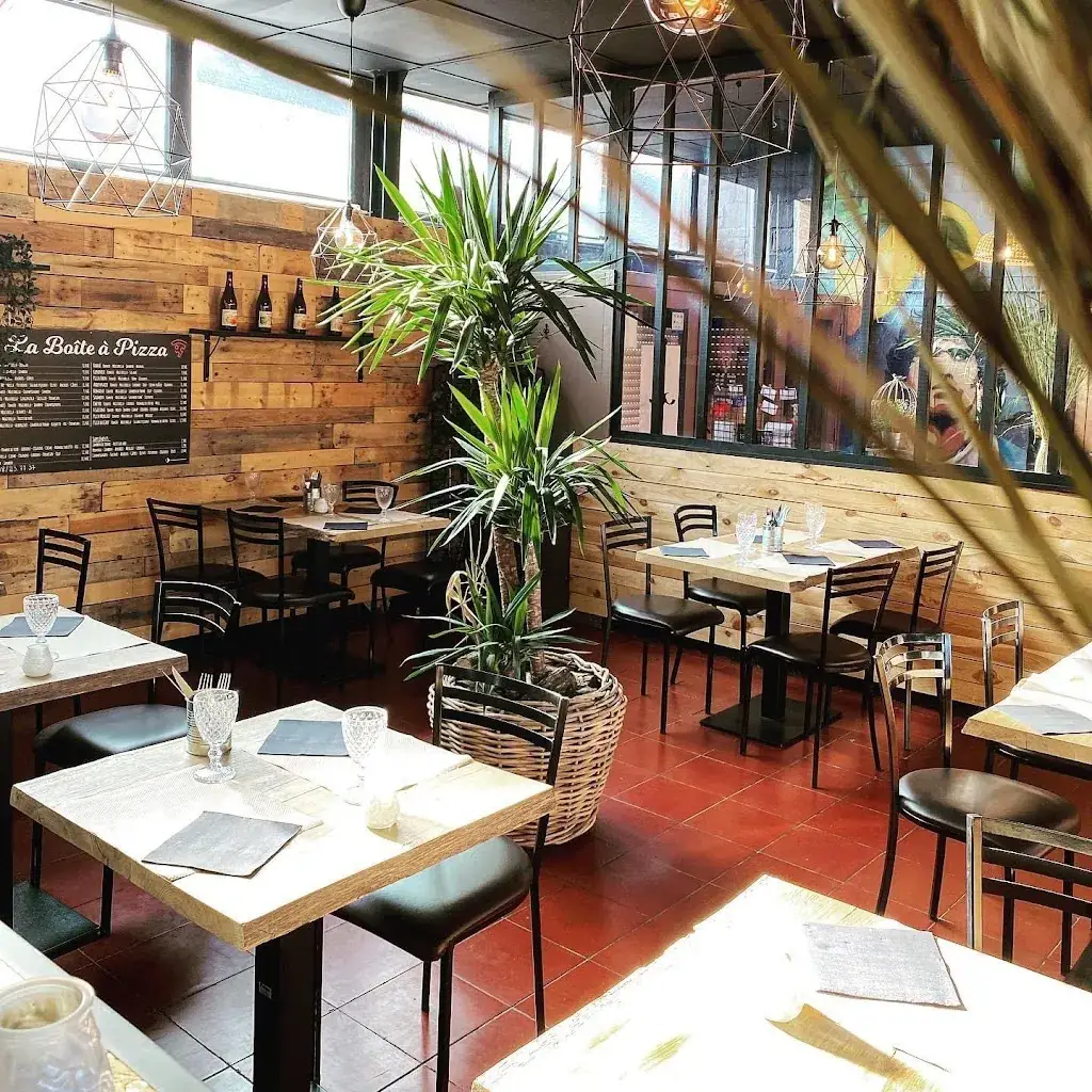 La boîte à pizza Restaurant in Pecq