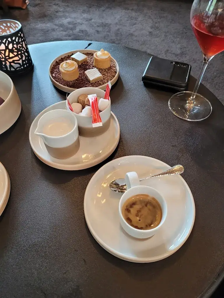 Menu_Hostellerie Lafarques_Goffontaine_imagen_6