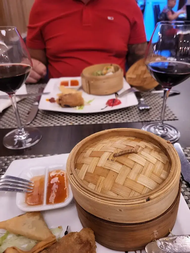 Chantal Derichs_L'Asiatique_Pepinster_review