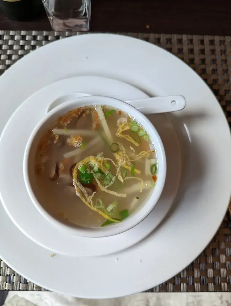 Adriaan Castermans_L'Asiatique_Pepinster_review