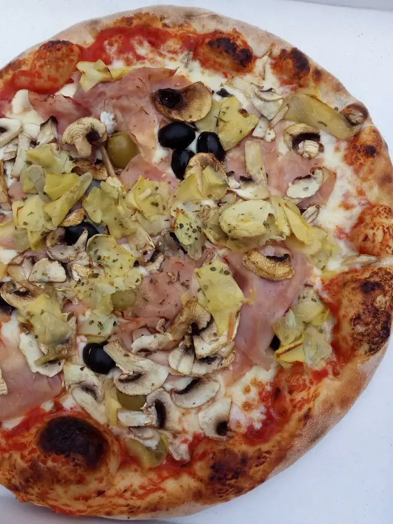 jessica laurent_Pizz'Arte_Pepinster_review