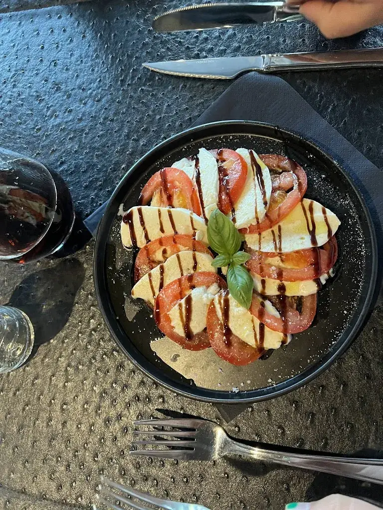 Dannique Klaver_Le Mistral_Philippeville_Bewertung