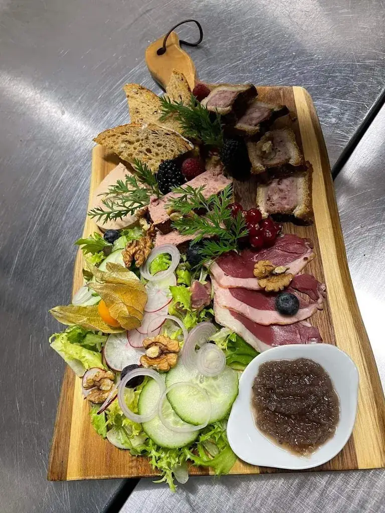 Les Armes_Philippeville_slider_image_2