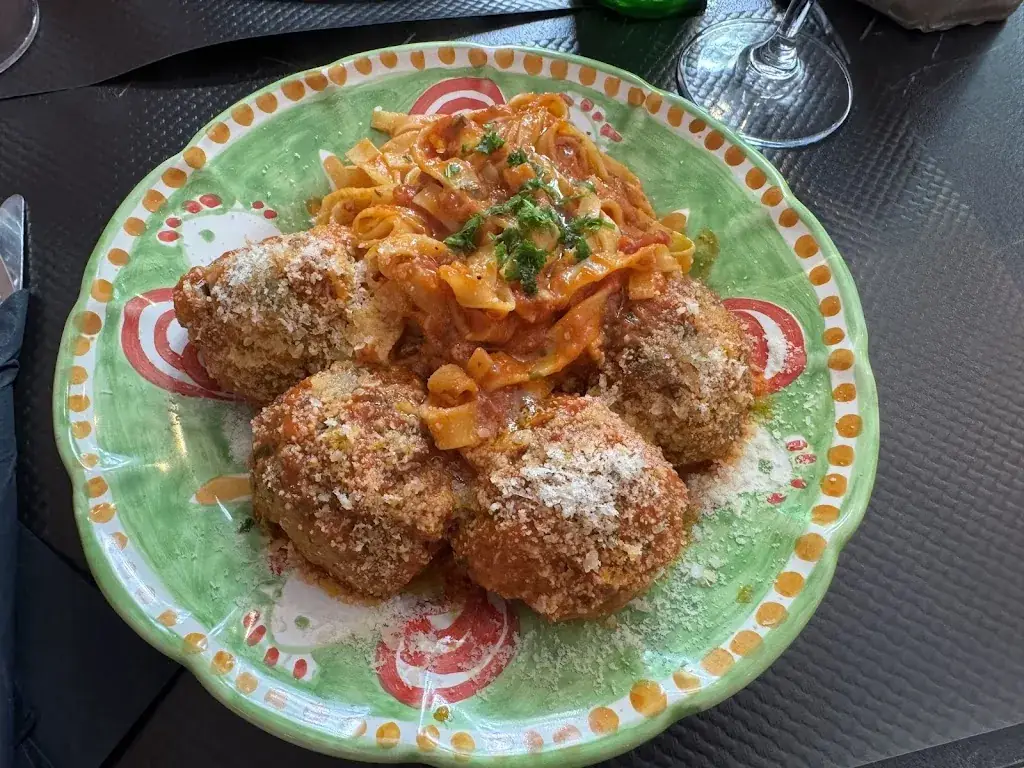 By Giò-Trattoria/Osteria_Péruwelz_slider_image_3