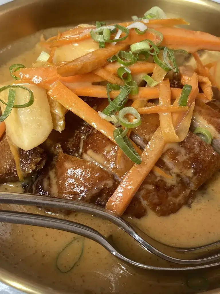 Mithila Mathyvarnan_Chez Ji_Péruwelz_review