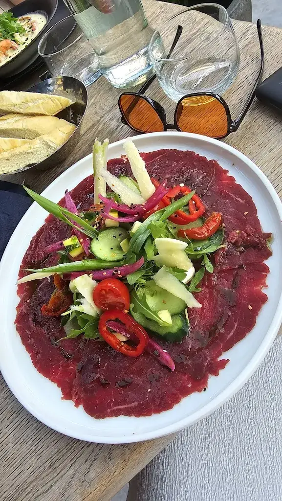 Daria Korol_La Petite Fontaine_Leuze-en-Hainaut_review