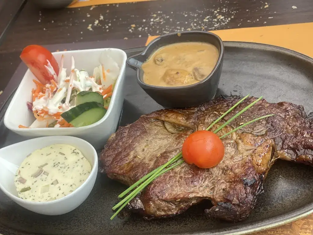 arvin choobak_Restaurant panoramique Le Belvédère_Profondeville_review