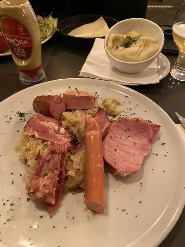 Buu Huynh_Pepe Cafe_Perwez_Bewertung