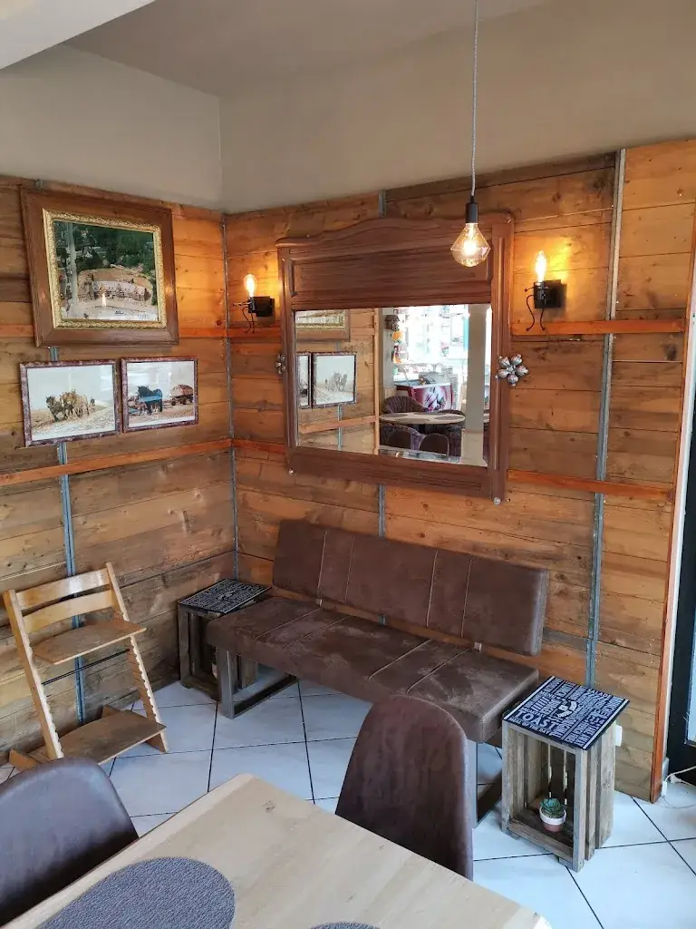 Le Mont Blanc_Perwez_slider_image_3