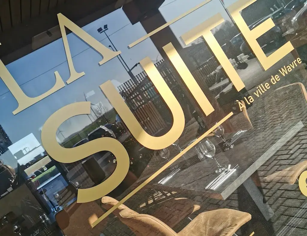 Véronique Malfroy_La Suite_Perwez_review