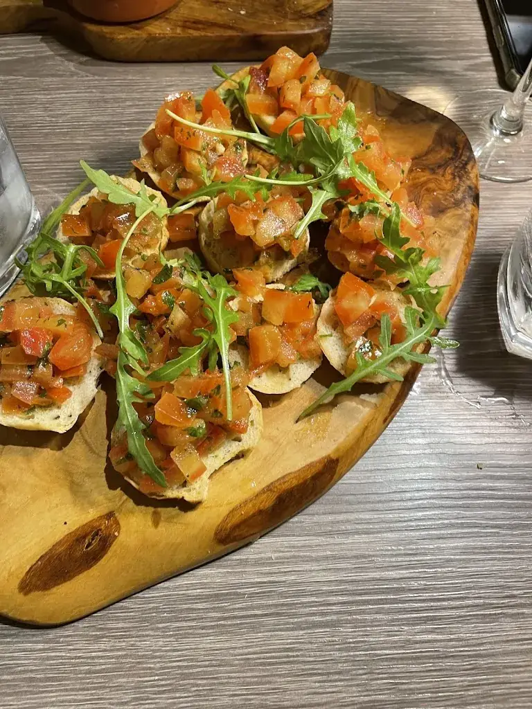 Francesco Finiguerra_L'Huile sur le Feu_Namur_review