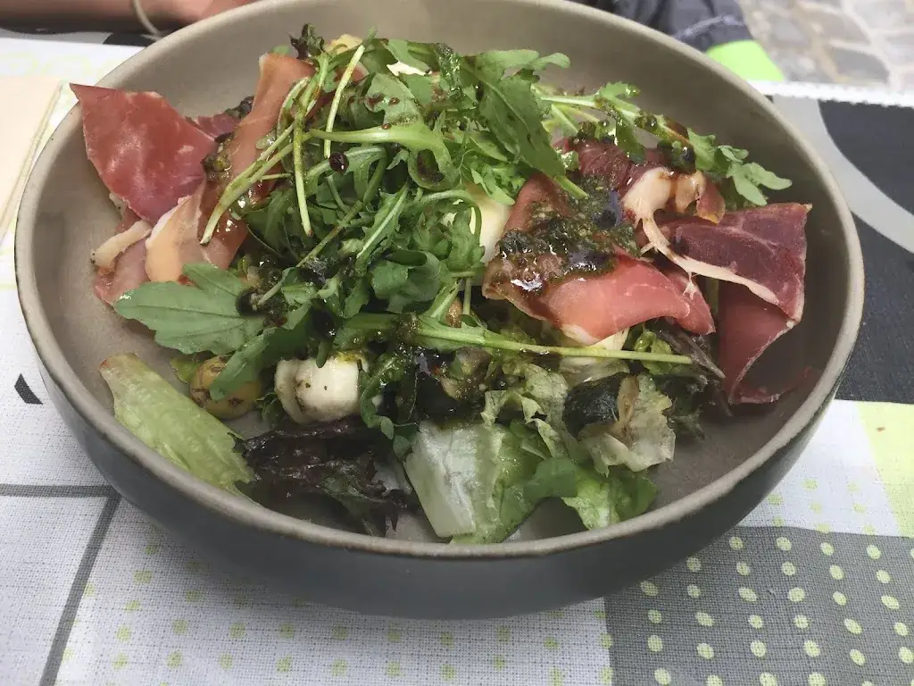 Dakota_The Other Side_Mons_review