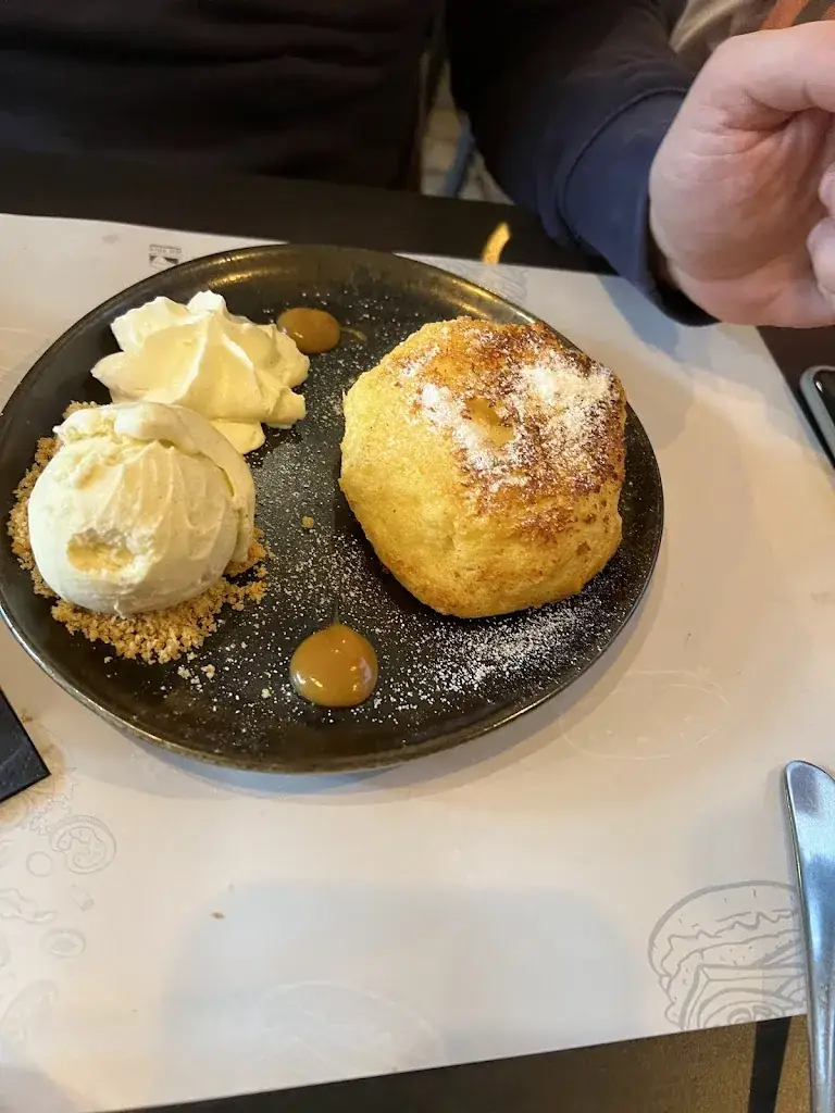 Menu_Twenty Buns_Mons_image_6