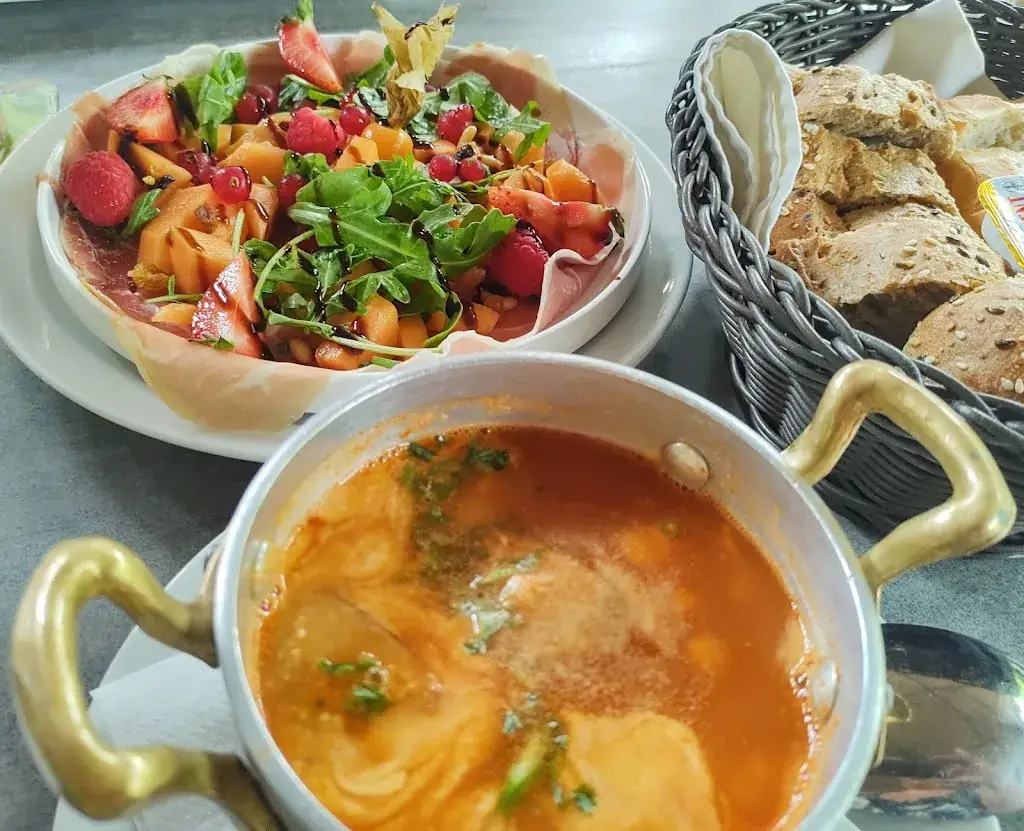 khanhvan pham_De Keysershoeve_Brecht_review