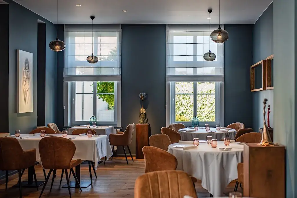 Maxens_Mons_slider_image_1